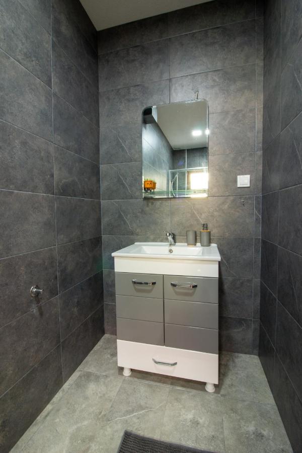City Gate Apartment Ohrid Exterior photo