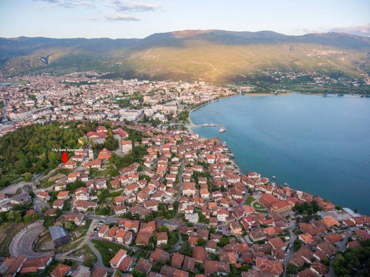 City Gate Apartment Ohrid Exterior photo